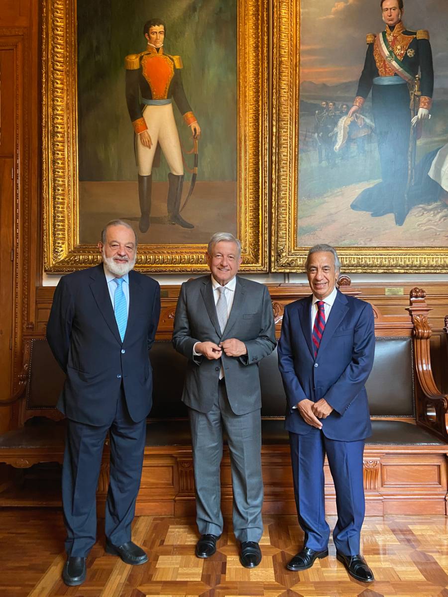 AMLO se reúne con Slim y Rincón en Palacio Nacional
