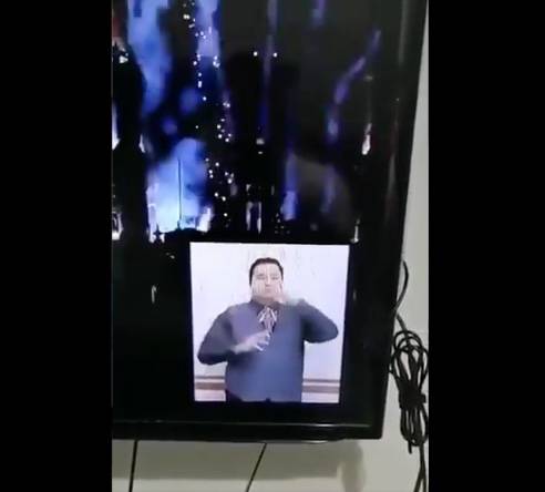 Traductor de fuegos artificiales del 15 de septiembre se vuelve viral