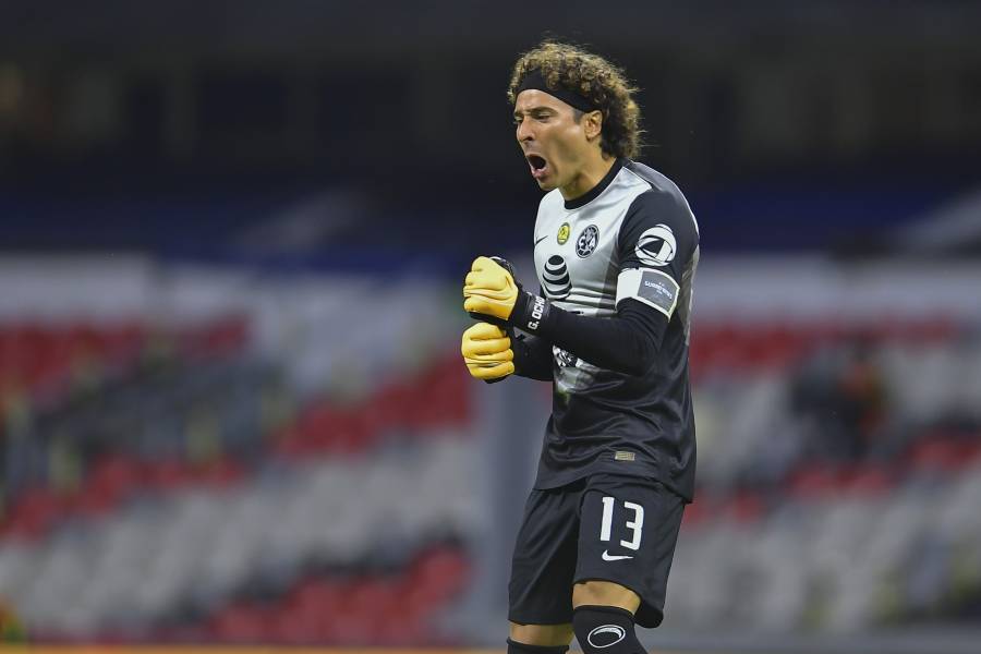 Ochoa festeja con júbilo y manda recado a las Chivas