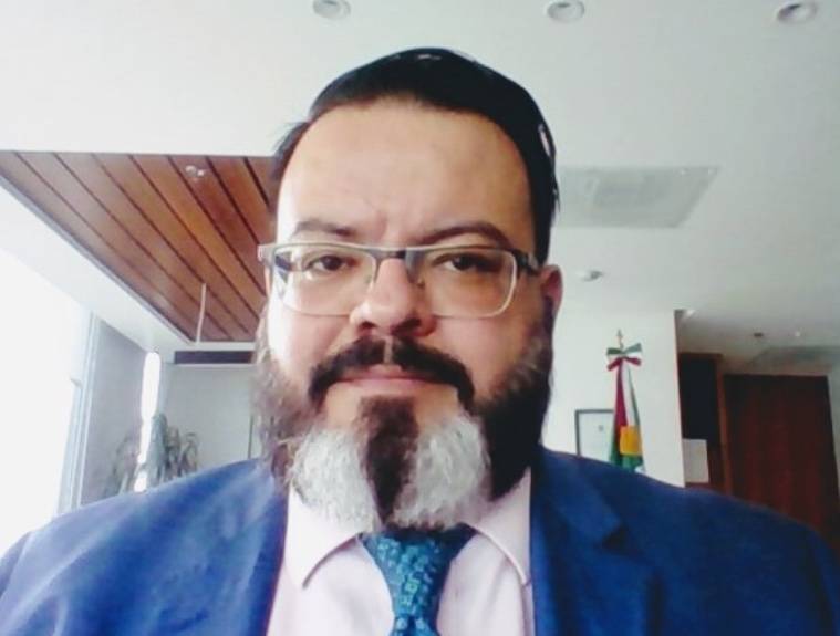 Renuncia Julio Trujillo, subsecretario de la Semarnat