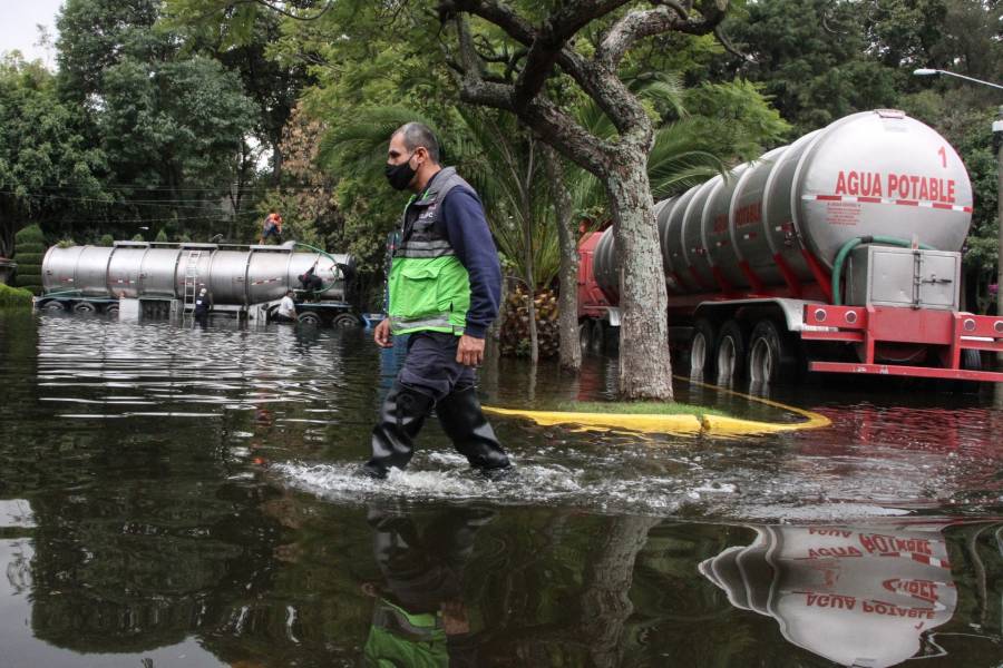 MÁS DE 1,600 DAMNIFICADOS POR LLUVIAS EN LA CIUDAD DE MÉXICO