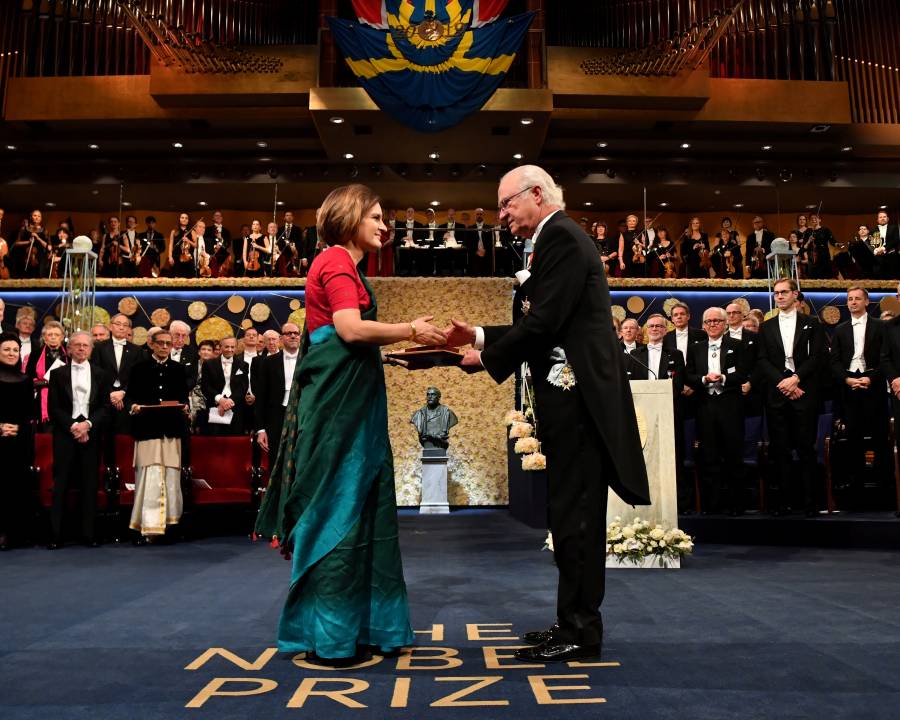 Ganadores del Nobel recibirán 110.000 dlrs adicionales por aumento del monto del premio