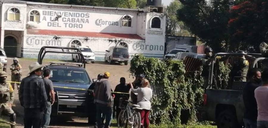 Comando armado asesina a 11 personas en bar de Guanajuato