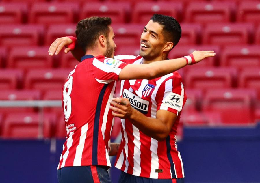 Luis Suárez marca doblete en debut liguero del Atlético ante el Granada