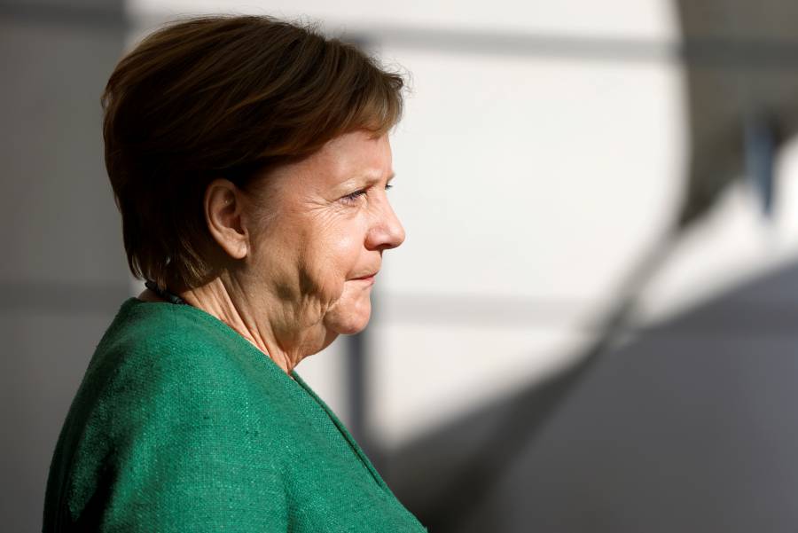 Merkel admite preocupación por aumento de casos de COVID-19 en Alemania