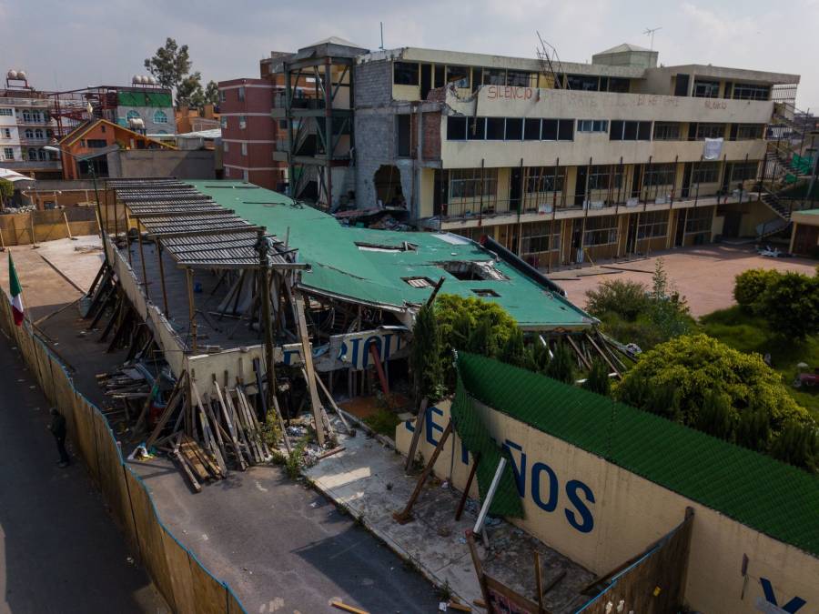 Autoridades detienen a tres personas por intentar robar computadoras del colegio Rébsamen