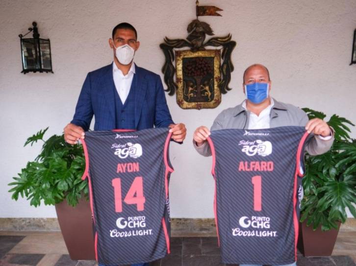Tras 11 años, Gustavo Ayón regresa a México con los Astros de Jalisco