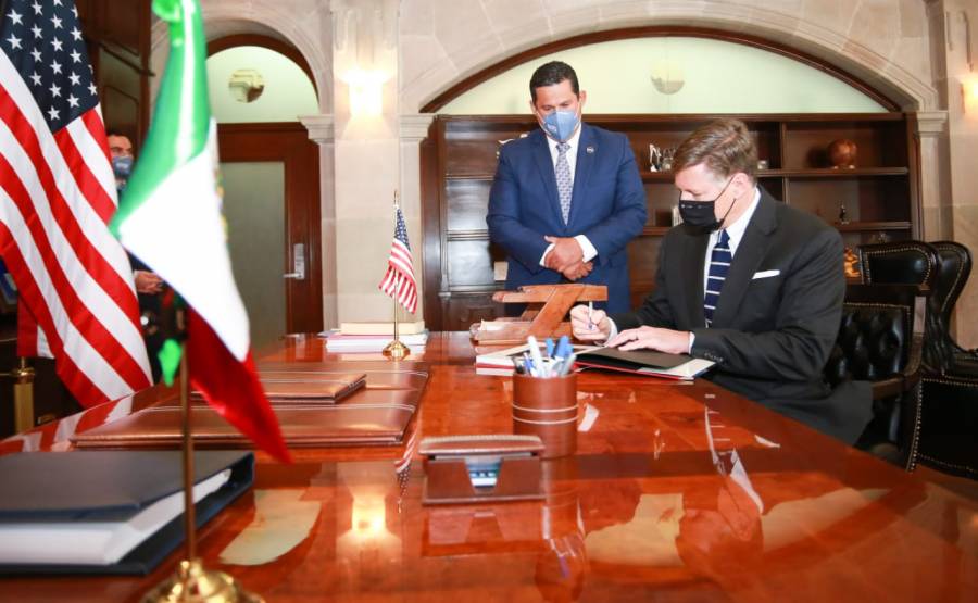 Landau: “Guanajuato es un ejemplo de colaboración de entre México y EU”