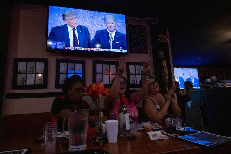 Comisi&oacute;n de Debates cambia reglas  de juego tras noche “ca&oacute;tica”