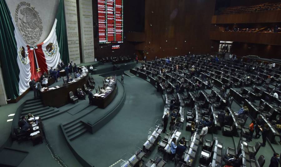 Comisión logra avalar dictamen para eliminar fideicomisos; lo turnan al pleno