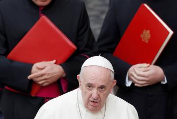 Al estilo AMLO, Papa Francisco pide terminar con pr&aacute;cticas neoliberales