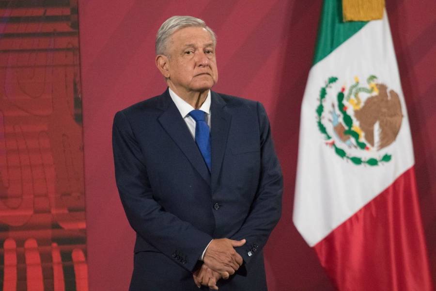 Ofrecer disculpas en vez de cuestionarlo, indica AMLO al Financial Times