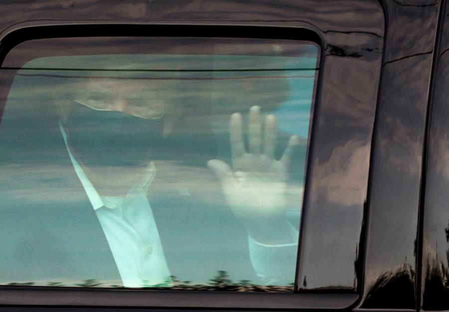Trump confirma que saldrá del hospital este lunes