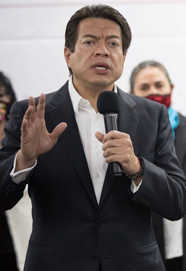 INE vuelve a validar candidatura de Mario Delgado para dirigencia de Morena
