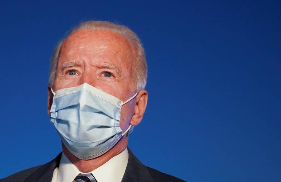 Campaña de Biden incrementa medidas para protegerlo del COVID-19
