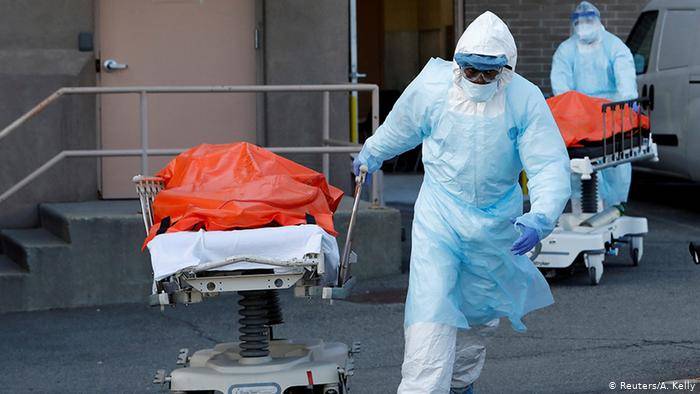 Superan los 210 mil muertos por Covid-19 en Estados Unidos