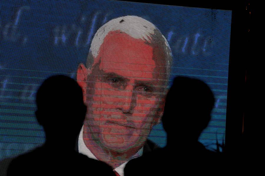 Debate entre candidatos a Vicepresidentes en Estados Unidos: Una mosca se robó el show