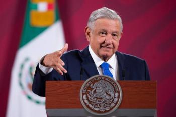 Respeto al FMI, pero buscan privatizar a M&eacute;xico: AMLO