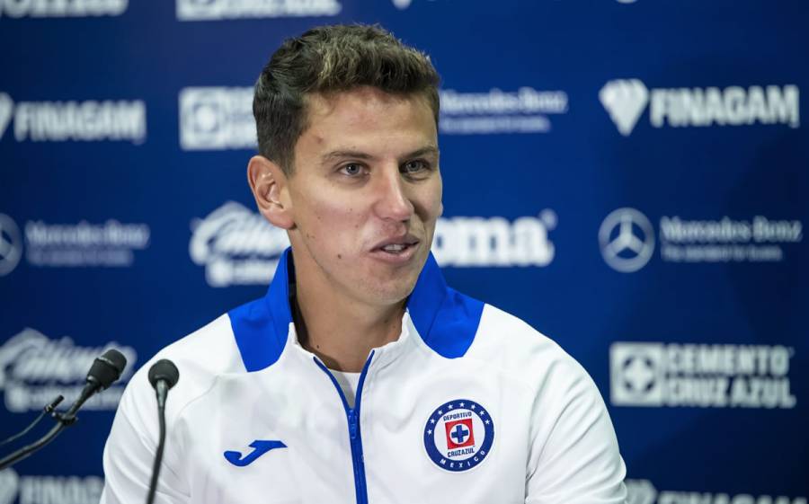 Igor Lichnovsky deja Cruz Azul; ser&aacute; refuerzo del Al Shabab