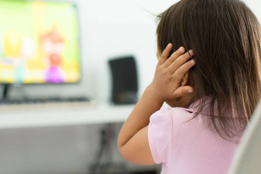 Falta de contacto interpersonal durante cuarentena podría afectar psicodesarrollo de niños y adolescentes: UVM
