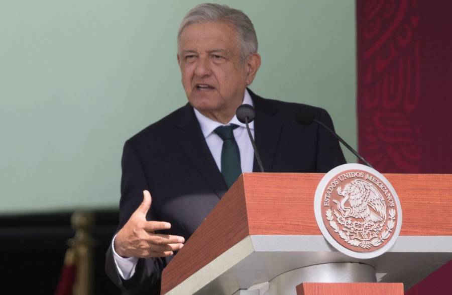 Ampliar otra vez capacidad de conferencias mañaneras propone AMLO