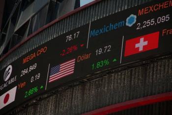 Bolsa Mexicana inicia operaciones con p&eacute;rdidas tras interrupci&oacute;n del viernes