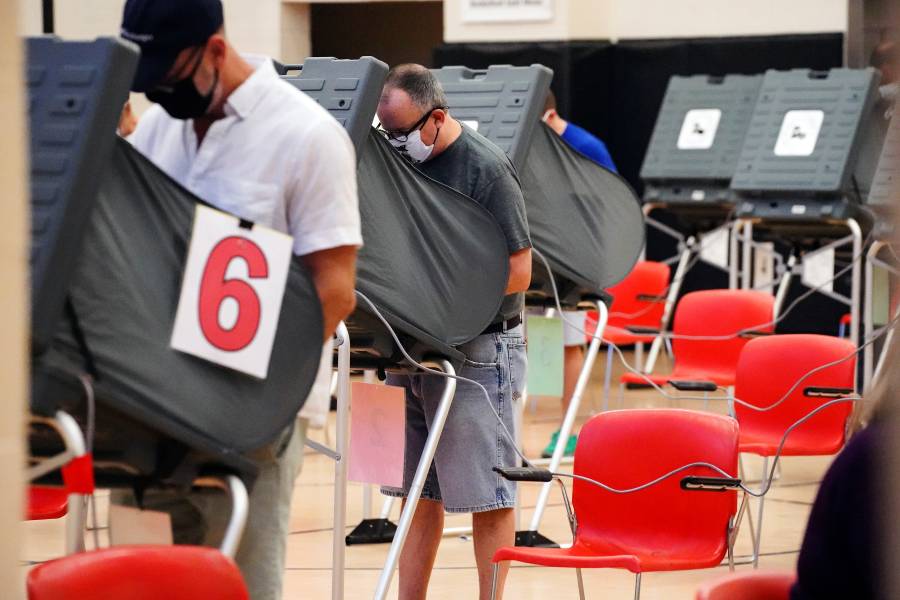 Texas y Georgia se suman para votar por adelantado en EU