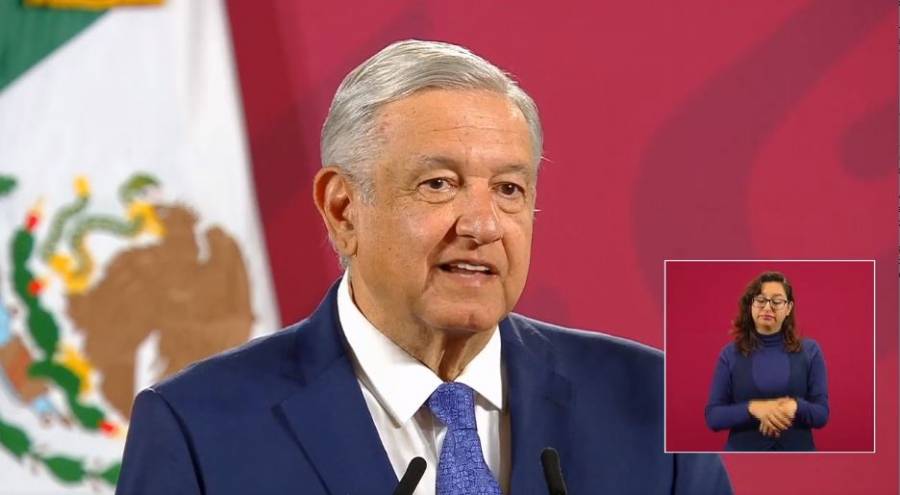 AMLO defiende a funcionarios ante “lanzamiento” de medios y senadores contra ellos