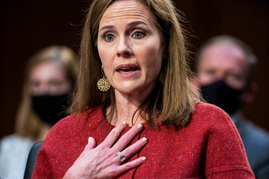 Amy Coney Barrett, evade responder sobre legalización del aborto