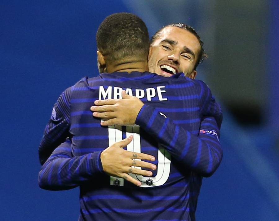 Francia vence a Croacia con tantos de Griezmann y Mbappé; Portugal golea