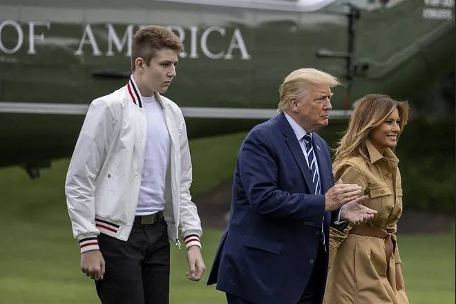 Barron Trump dio positivo a Covid-19; ya está curado