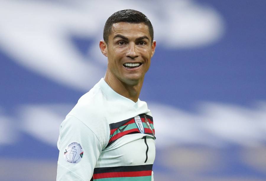 Cristiano Ronaldo viaja a Turín para continuar su confinamiento en casa