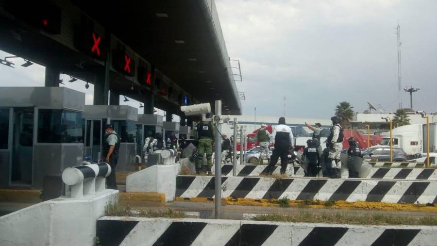 Guardia Nacional recupera control de caseta en autopista México-Querétaro