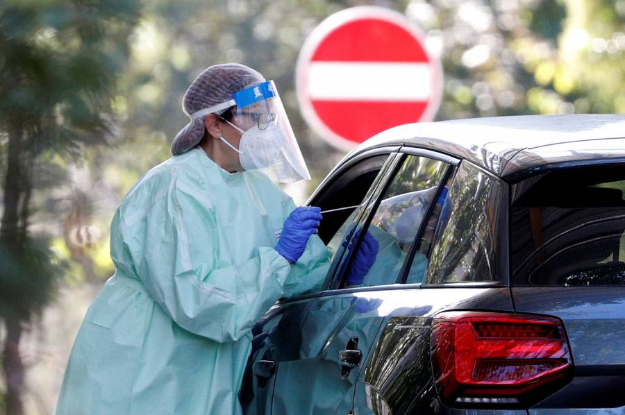 Emiten alerta en Norte de Italia por repunte de casos de Covid-19