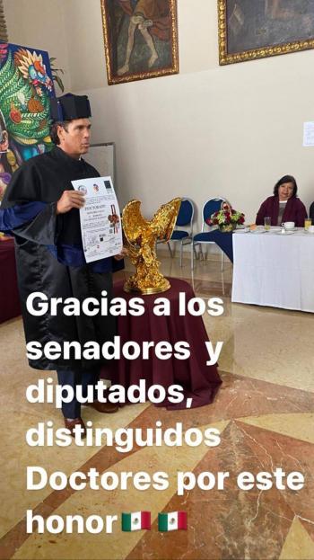El Poder legislativo otorga a Roberto Palazuelos el doctorado Honoris Causa