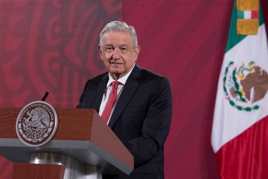 AMLO pide a Muñoz Ledo y Delgado acatar encuesta