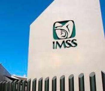 Trabajadores del IMSS reciben 5.7% de aumento
