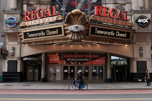 Cines fuera de NY reabrirán al 25% de su capacidad