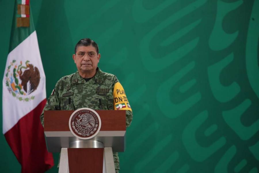 Luis Cresencio Sandoval niega que padezca COVID-19
