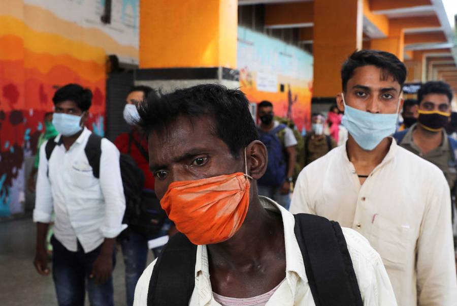 Mitad de la población de India podría tener coronavirus para febrero