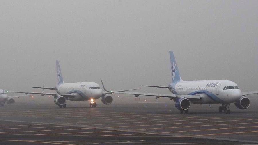 AICM reanuda aterrizajes y despegues tras complicaciones por banco de niebla