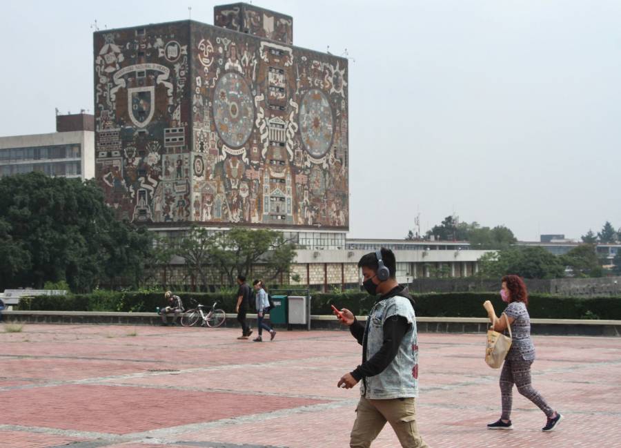 Facultad de Química de la UNAM separa a dos profesores por violencia de género