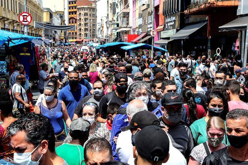 En las ultimas 24 horas Brasil registra otras 661 muertes por COVID-19