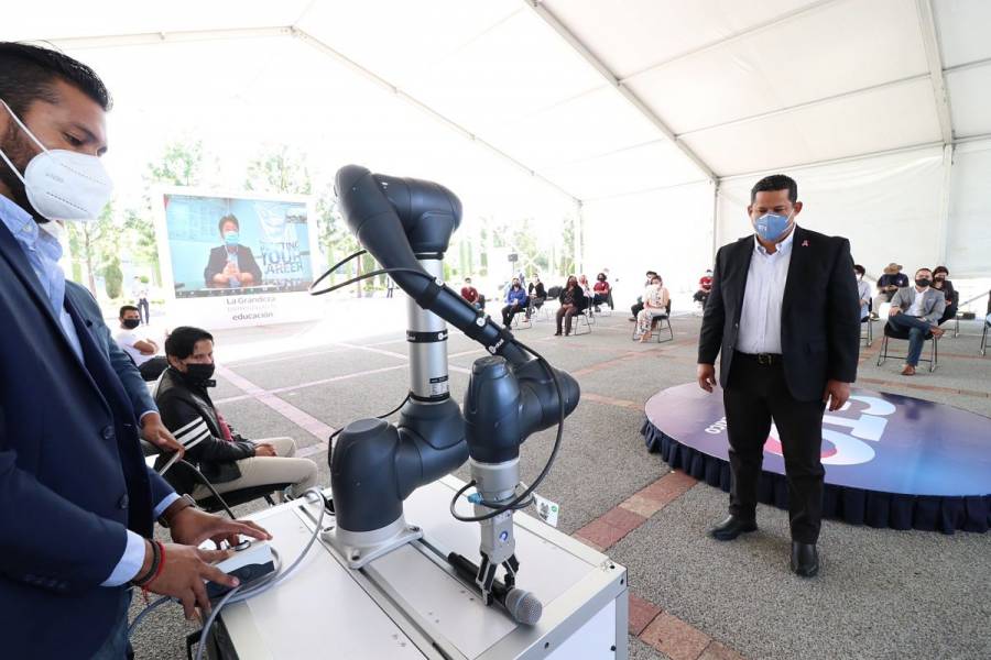 IPN-Guanajuato recibe donación de 2.1 mdp para equipar laboratorio tecnológico