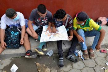 Buscan a padres de 545 ni&ntilde;os migrantes