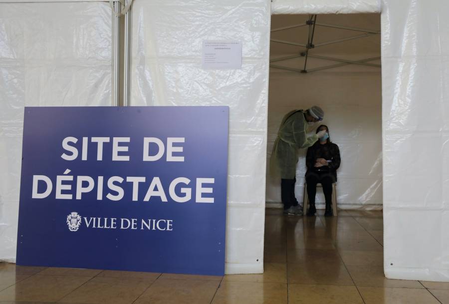Francia reporta más de 40 mil casos en 24 horas