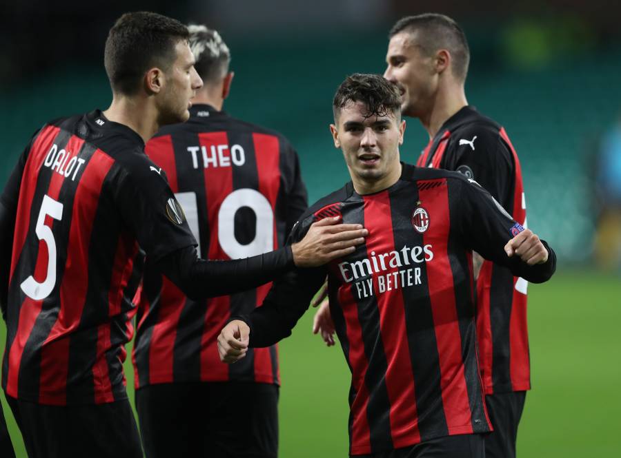 Milan mantiene racha perfecta en la Europa League y Tottenham gana