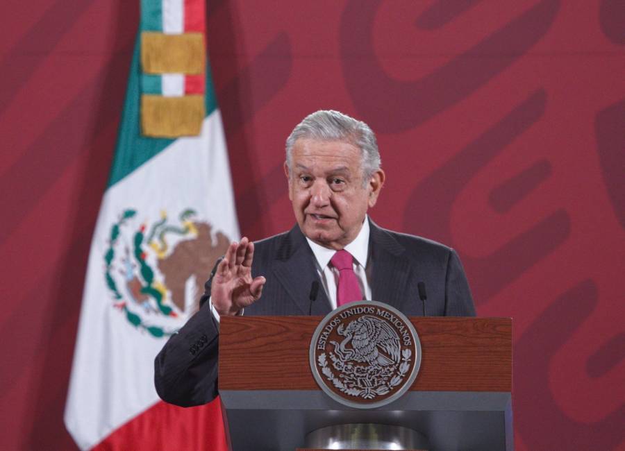 AMLO exhibe a fideicomisos y ordena auditorías