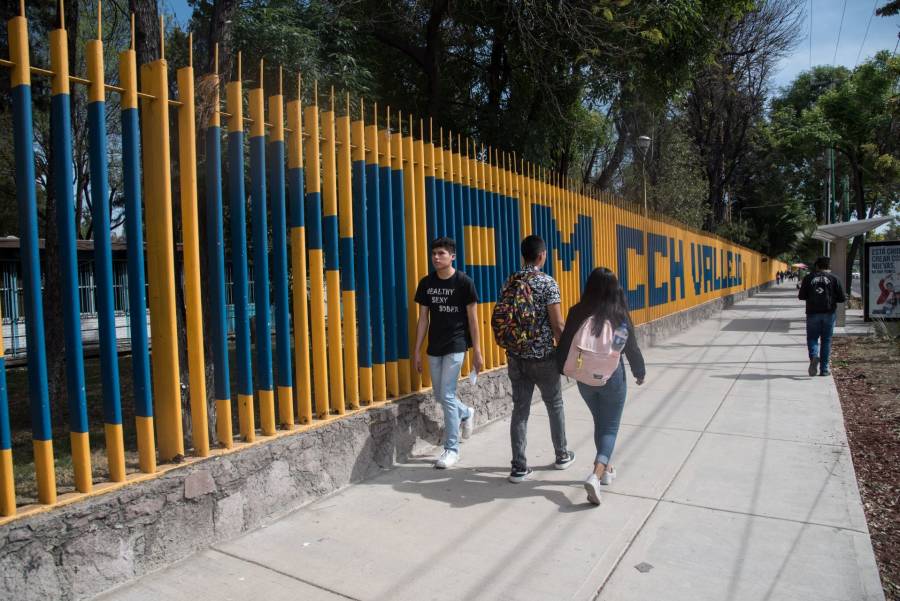Acusan de acoso a profesor de CCH