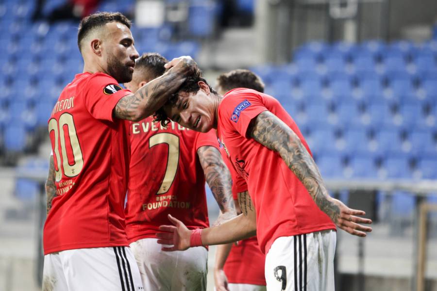 Benfica y Arsenal logran victoria; Napoli cae en la Europa League